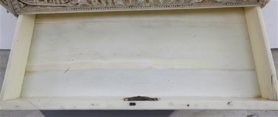 A good and impressive Chinese export ivory sewing casket, 19th century, width 39cm depth 27cm height 18.5cm